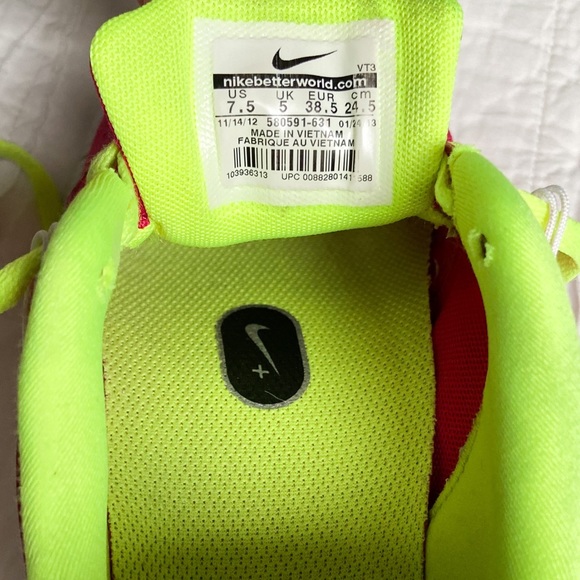 NIKE Free 5.0 Pink and Yellow Running Shoes - Picture 12 of 12